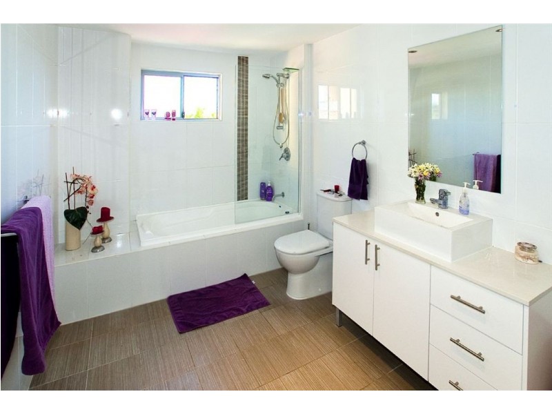 17/83 Marine Parade, Redcliffe QLD 4020