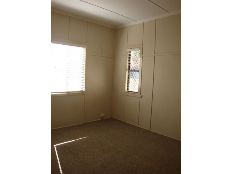 37 Yacht Street, Clontarf QLD 4019