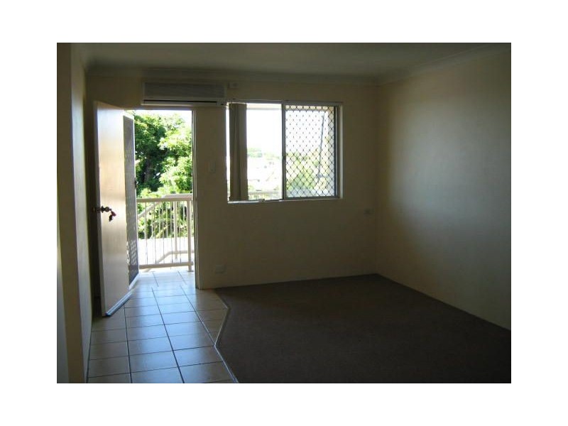 5/24 Silvyn Street, Redcliffe QLD 4020