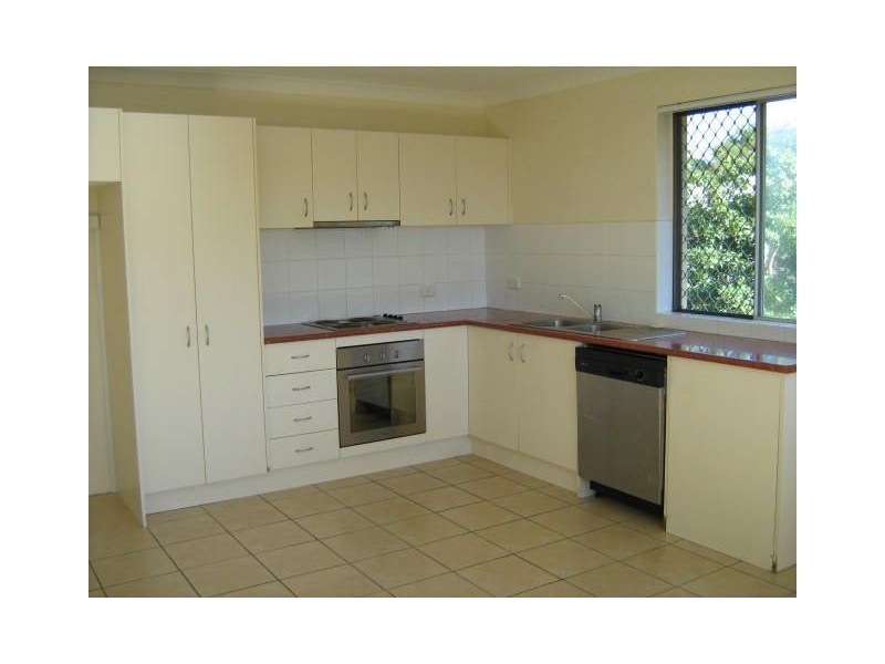 5/24 Silvyn Street, Redcliffe QLD 4020