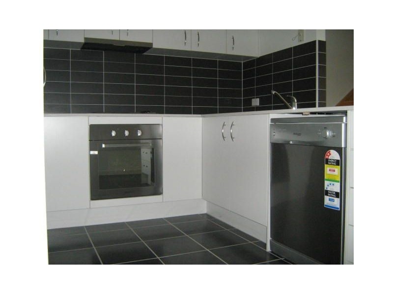 4/19-21 Shields Street, Redcliffe QLD 4020