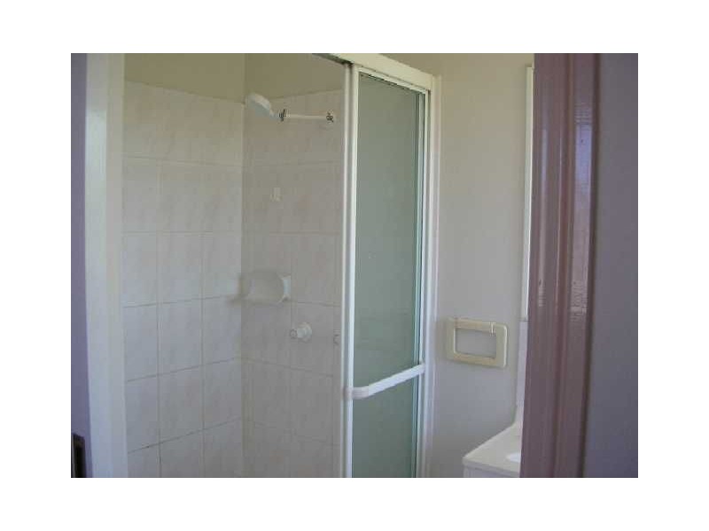 6 Intrepid Court, Newport QLD 4020