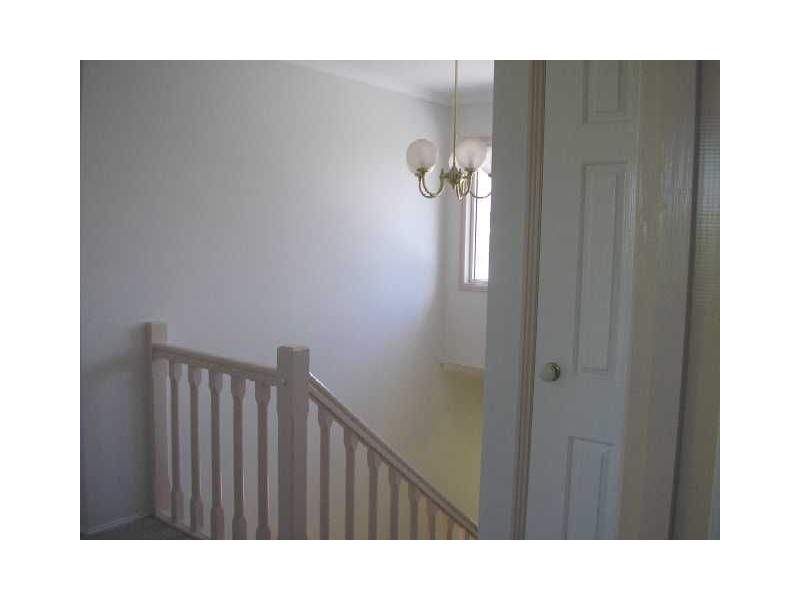 6 Intrepid Court, Newport QLD 4020