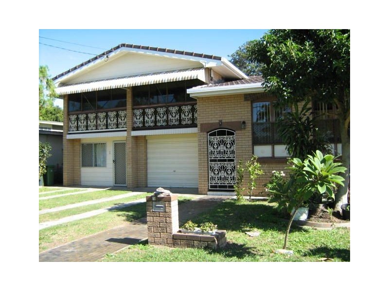 1 Jacaranda Avenue, Redcliffe QLD 4020