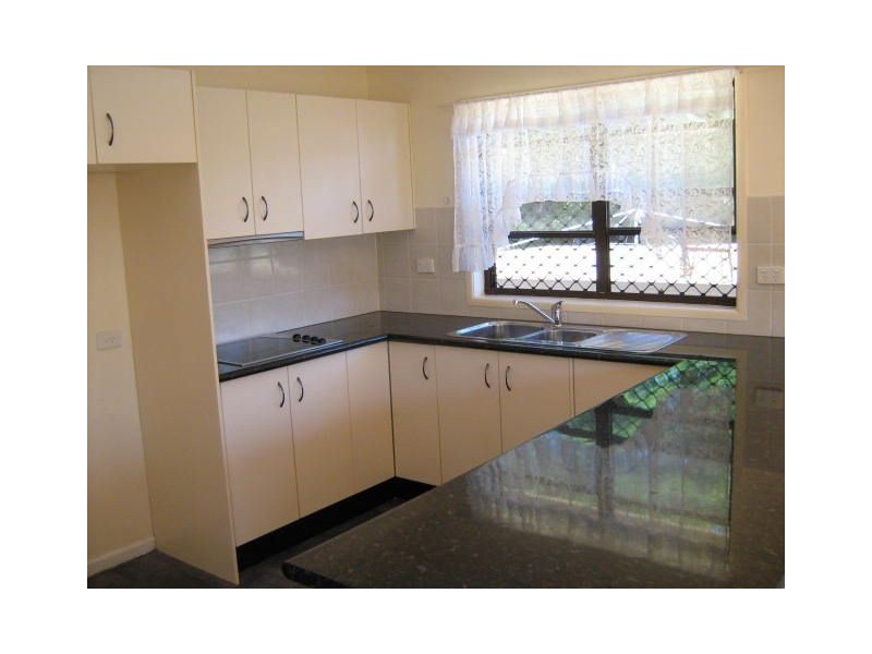 1 Jacaranda Avenue, Redcliffe QLD 4020