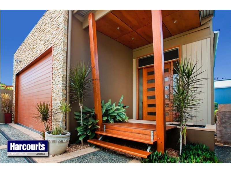 100 Mein Street, Scarborough QLD 4020