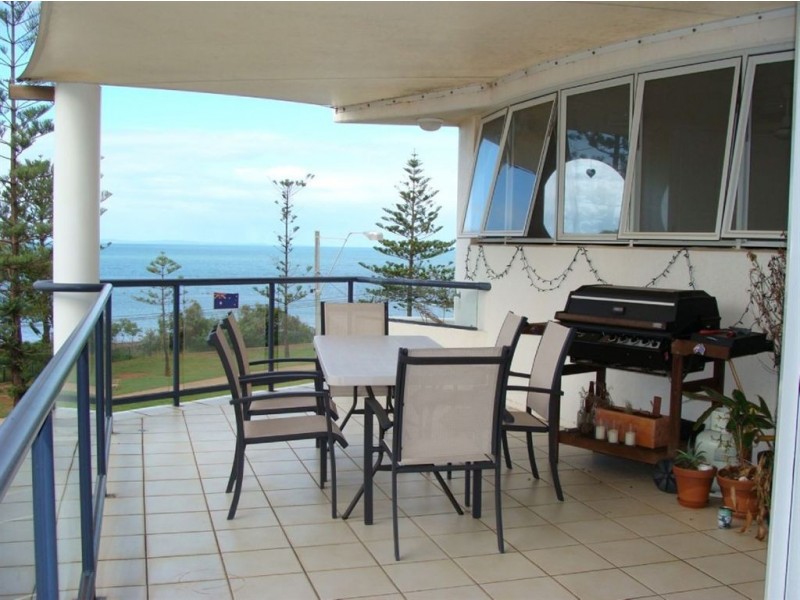 P1/179 Landsborough Avenue, Scarborough QLD 4020