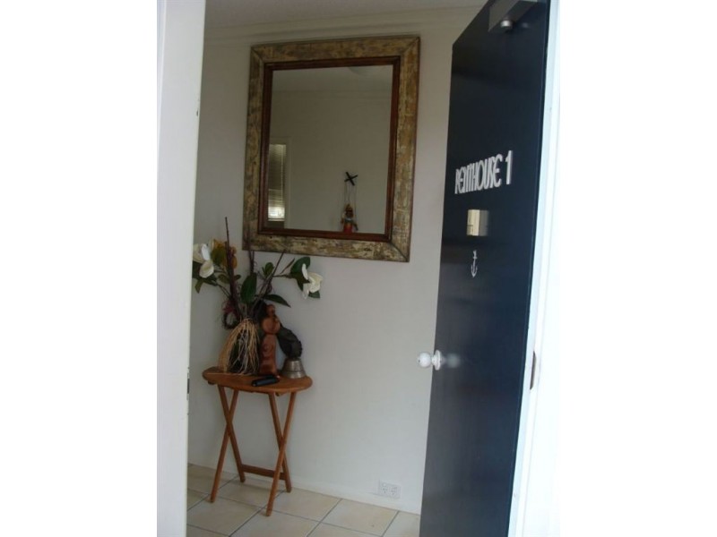 P1/179 Landsborough Avenue, Scarborough QLD 4020