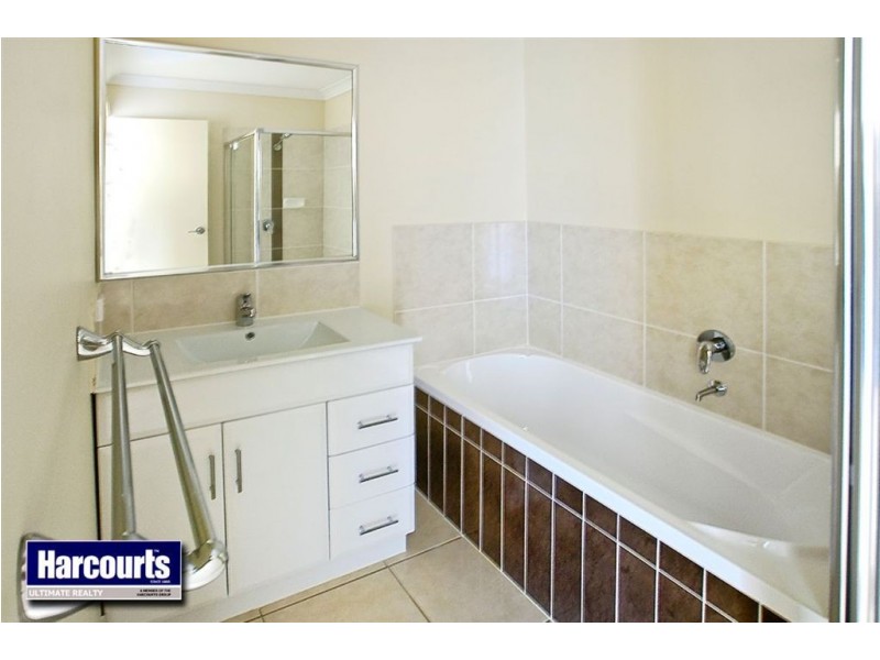 2/3 Pegasus Court, Kippa-ring QLD 4021