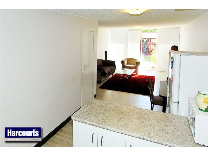 4/31 King Street, Woody Point QLD 4019