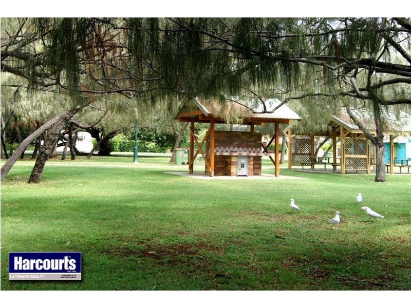 3a Thurecht Parade, Scarborough QLD 4020