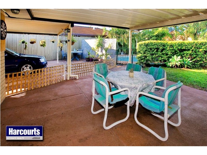 12 La Salle Drive, Newport QLD 4020