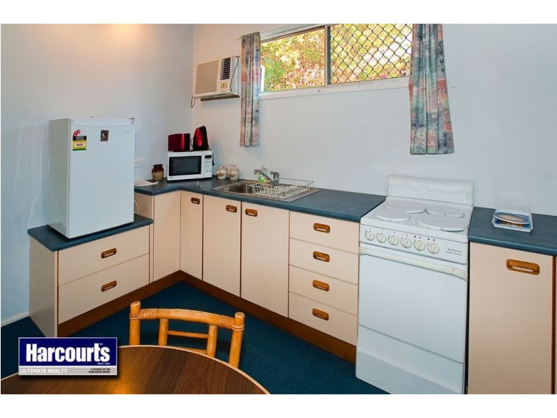 12 La Salle Drive, Newport QLD 4020