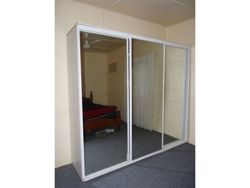 6 Plume Street, Redcliffe QLD 4020