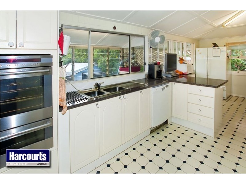 8 Eveline Street, Margate QLD 4019