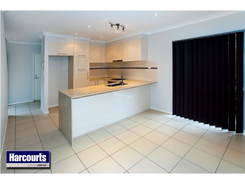 2/32 Bunton Street, Scarborough QLD 4020