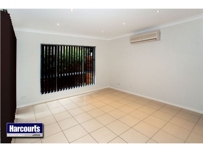 2/32 Bunton Street, Scarborough QLD 4020