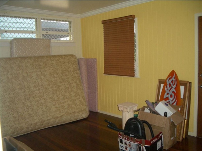63 McLennan Street, Woody Point QLD 4019