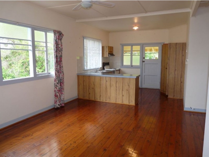 2/21 James Street, Scarborough QLD 4020