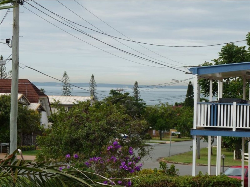 2/21 James Street, Scarborough QLD 4020