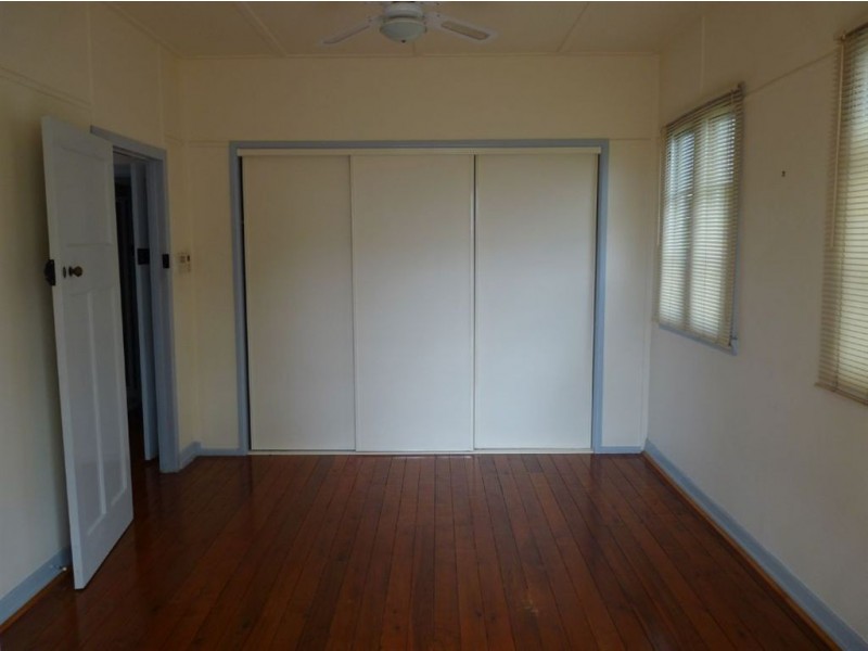 2/21 James Street, Scarborough QLD 4020