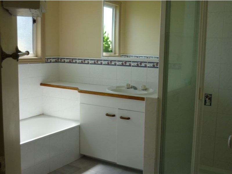 122 Bancroft Tce, Deception Bay QLD 4508