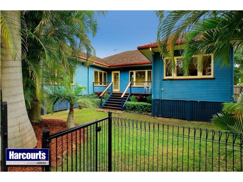 335 Scarborough Road, Scarborough QLD 4020