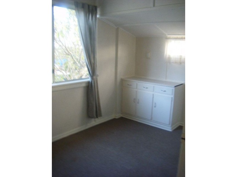 1/31 Marine Pde, Redcliffe QLD 4020