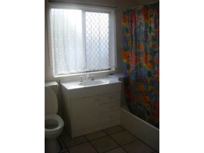 1/31 Marine Pde, Redcliffe QLD 4020