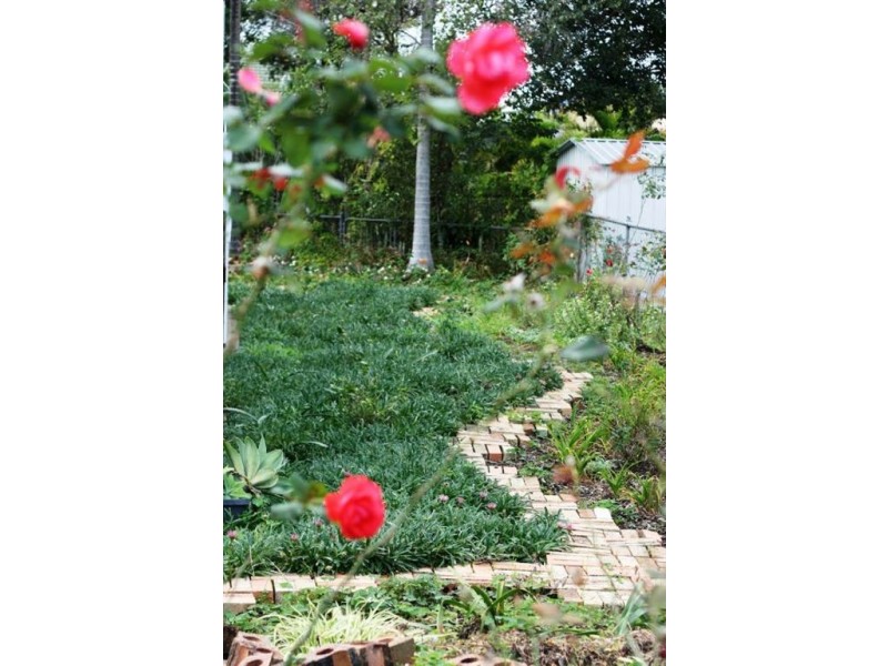 4 McCosker Street, Kippa-ring QLD 4021