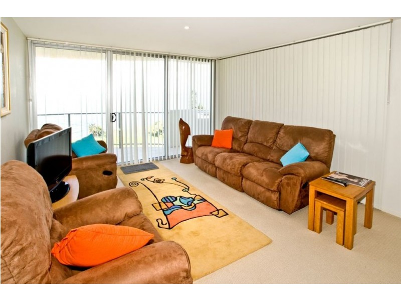 13/5 Lilla Street, Woody Point QLD 4019