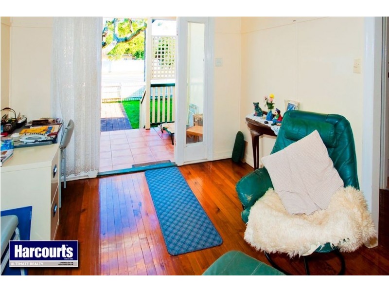 594 Oxley Avenue, Scarborough QLD 4020