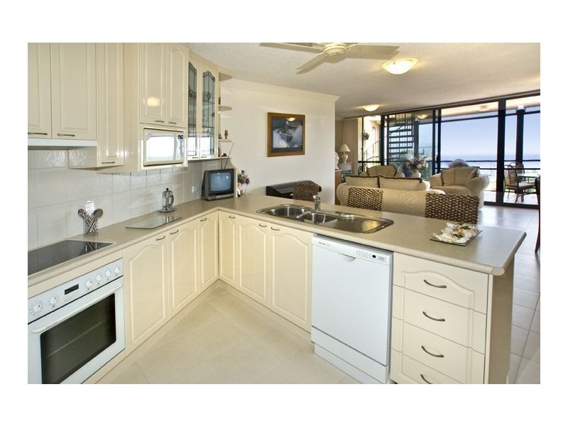 11/43-45 North Quay, Scarborough QLD 4020