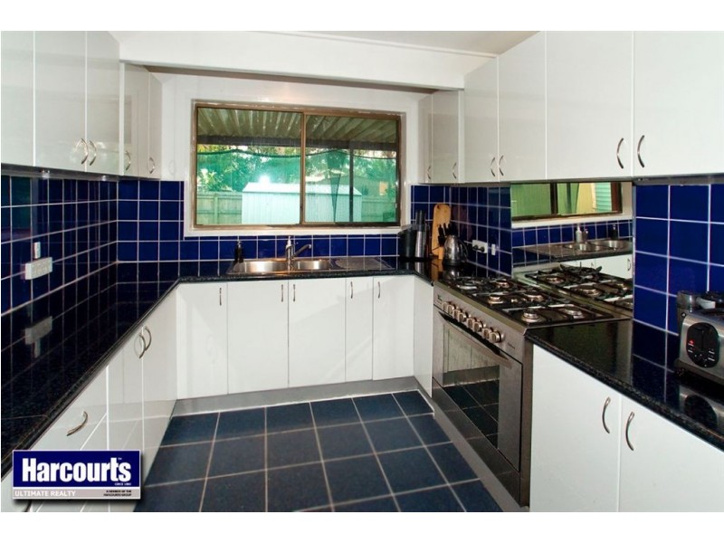 39 Central Avenue, Scarborough QLD 4020