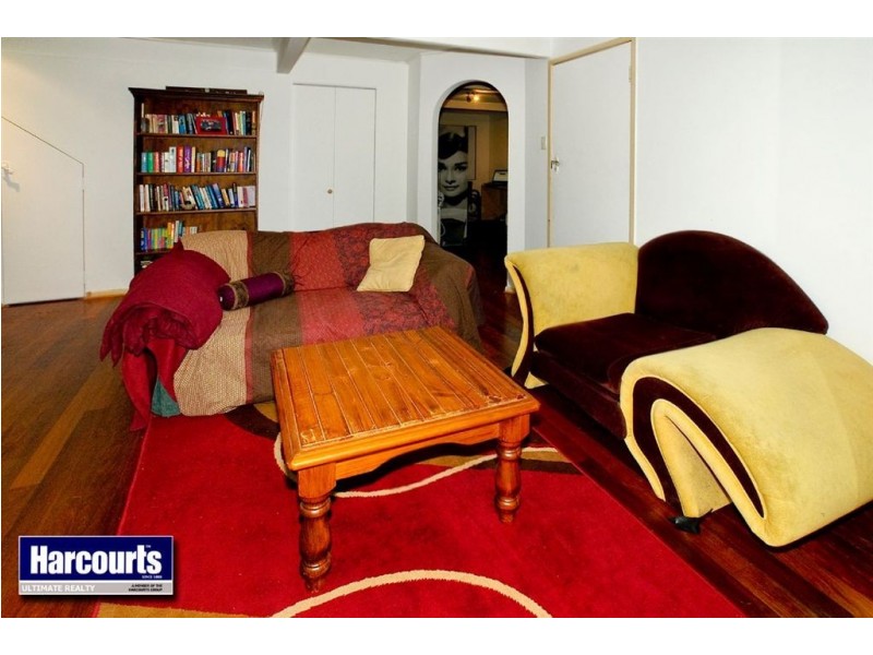 39 Central Avenue, Scarborough QLD 4020