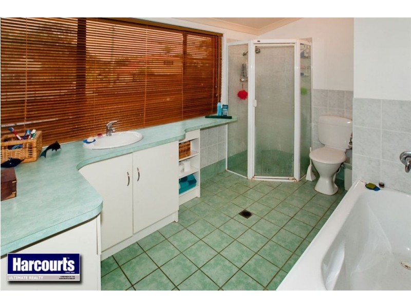 39 Central Avenue, Scarborough QLD 4020