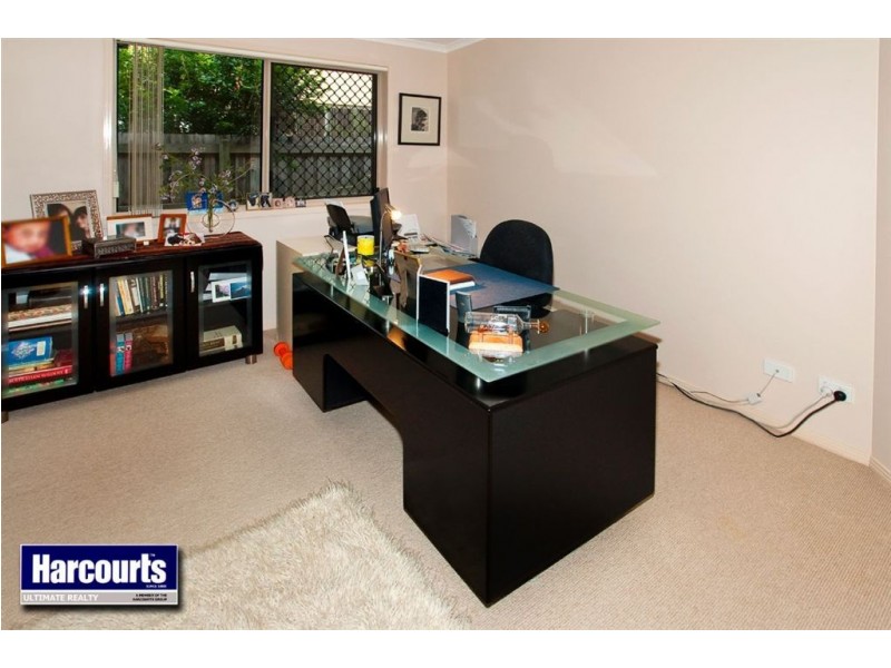 2/9 Reef Point Esplanade, Scarborough QLD 4020