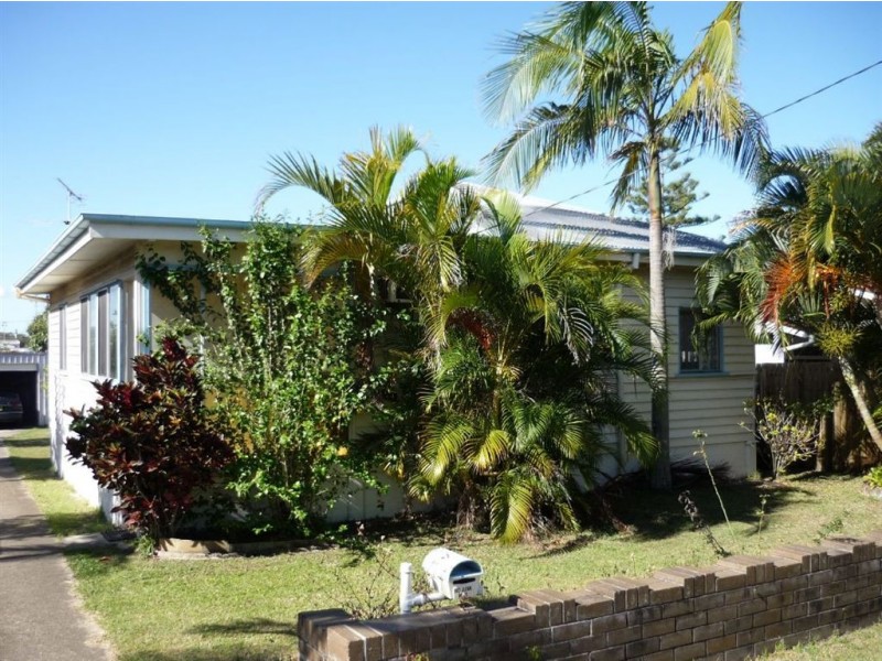 6 Plume Street, Redcliffe QLD 4020