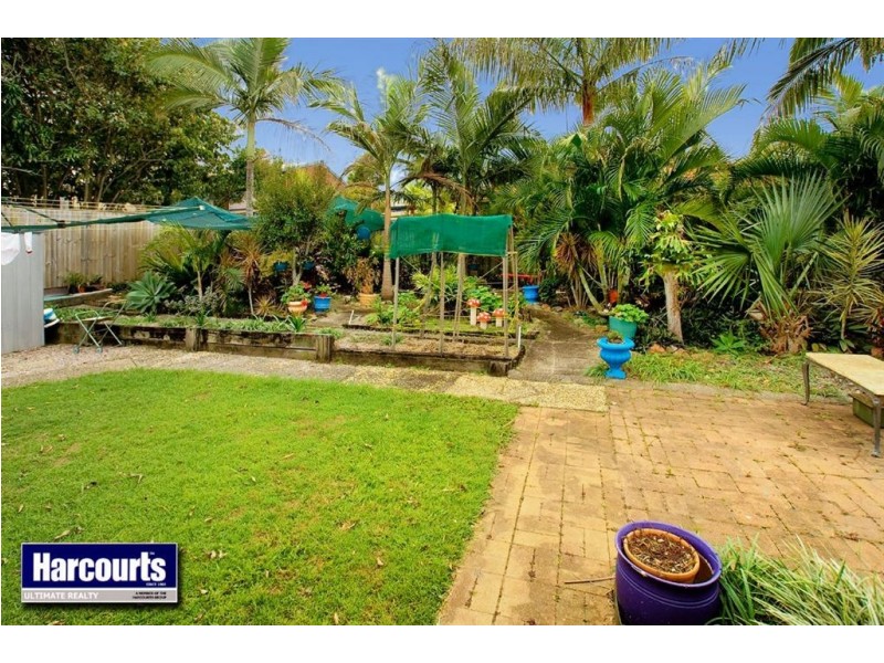 27 Magnolia Street, Margate QLD 4019