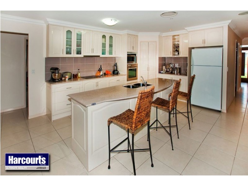 18 Tranquility Drive, Rothwell QLD 4022