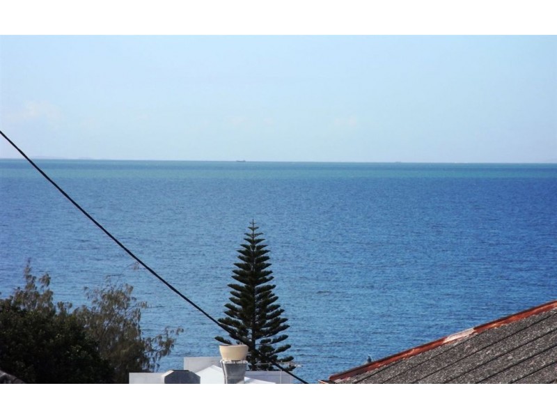 10 Sampson Street, Margate QLD 4019