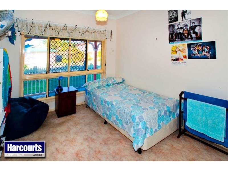 27 Oakmont Street, Rothwell QLD 4022
