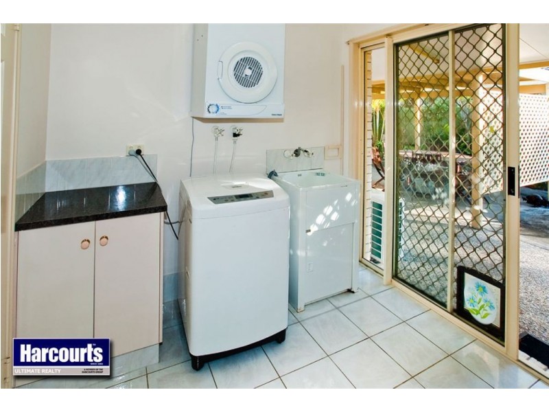 27 Oakmont Street, Rothwell QLD 4022