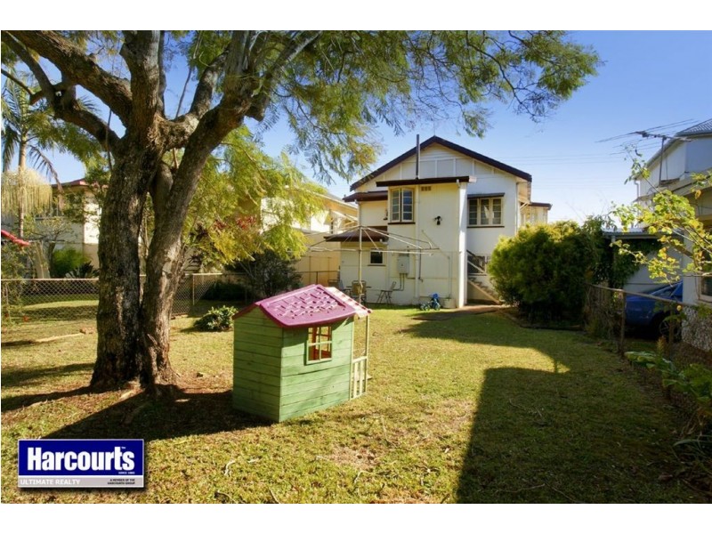 5 Eversleigh Road, Scarborough QLD 4020