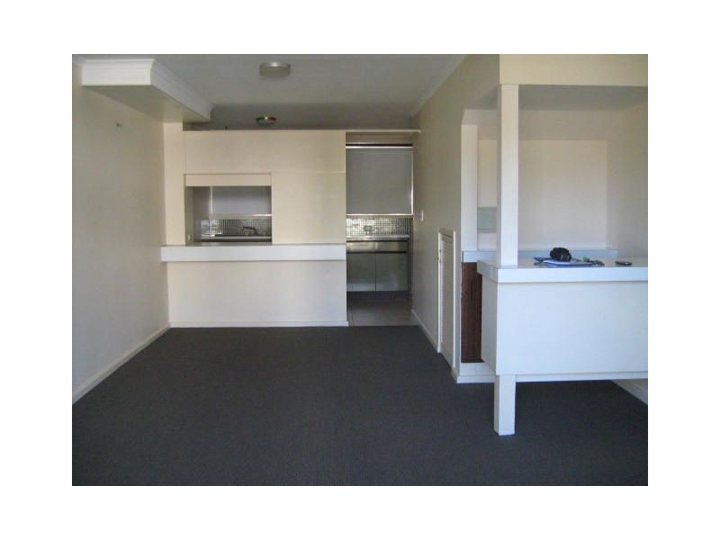 1/2a Moffatt Street, Scarborough QLD 4020