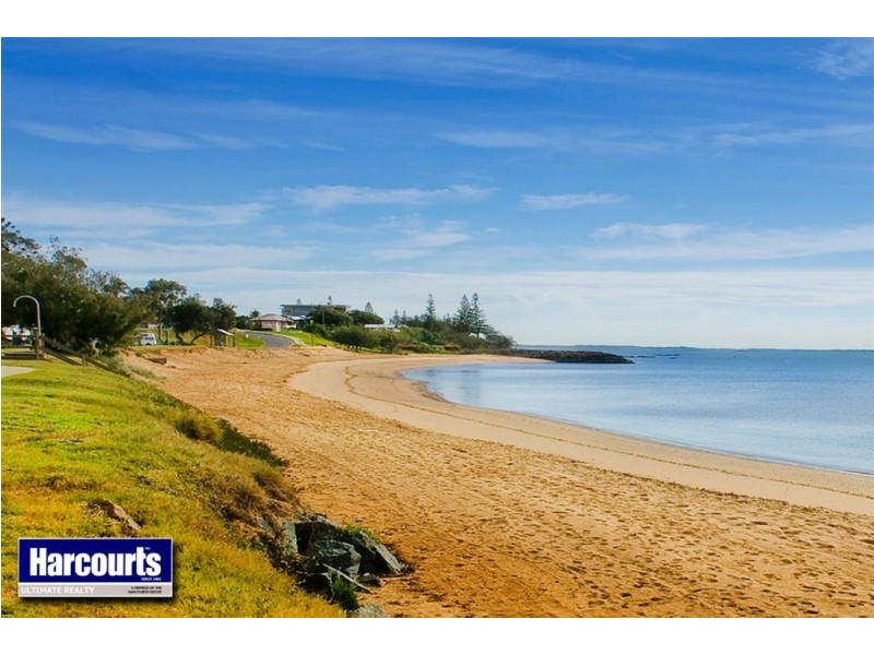 11 Herbert Street, Scarborough QLD 4020