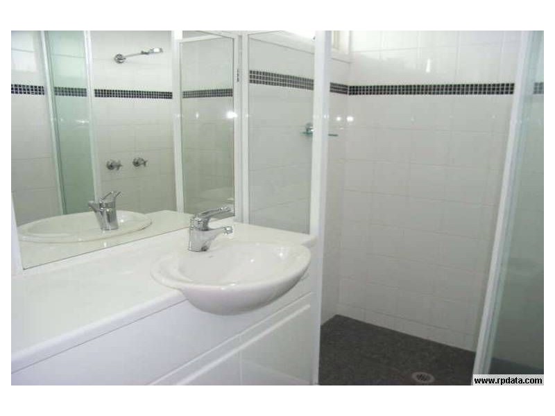 13/77-79 Marine Parade, Redcliffe QLD 4020
