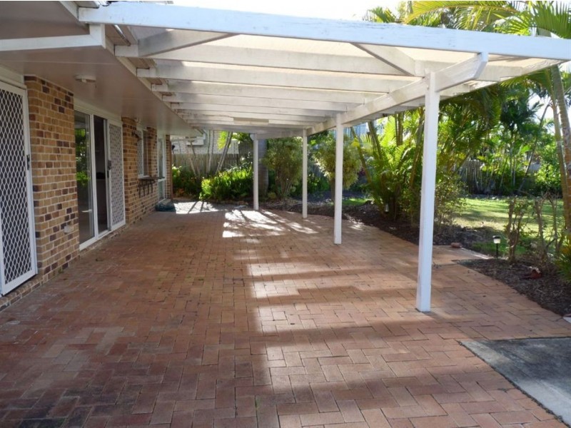 6 Intrepid Court, Scarborough QLD 4020