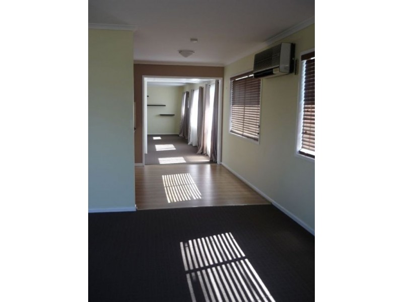 47 Scarborough Road, Scarborough QLD 4020