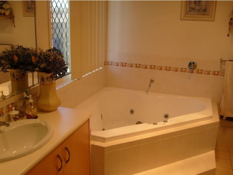 82 Mariner Boulevard, Deception Bay QLD 4508